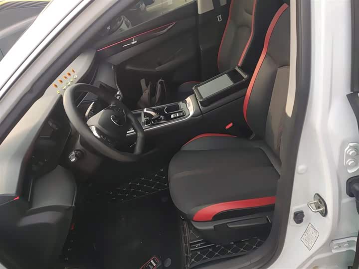 Dongfeng Aeolus Yixuan Max, 2023 — фото 7 из 9
