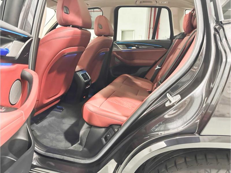 BMW iX3, 2022 — фото 12 из 12
