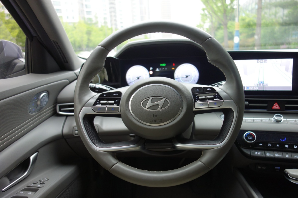 Hyundai Avante, 2023 — фото 12 из 12