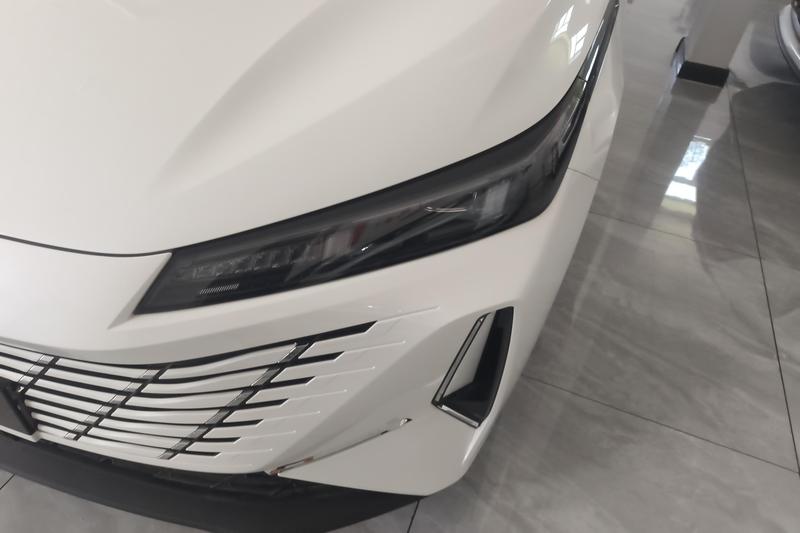Changan Eado Plus, 2025 — фото 4 из 12