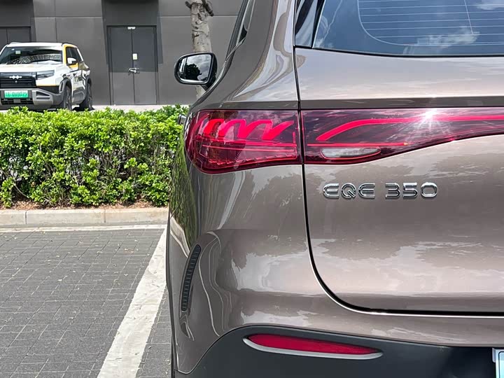 Mercedes-Benz EQE SUV, 2023 — фото 9 из 9