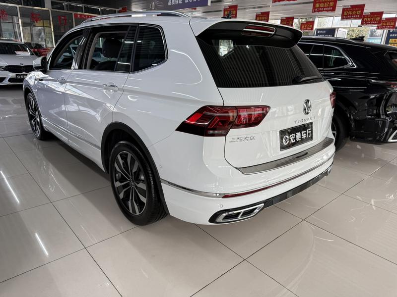 Volkswagen Tiguan L Pro, 2024 — фото 3 из 10