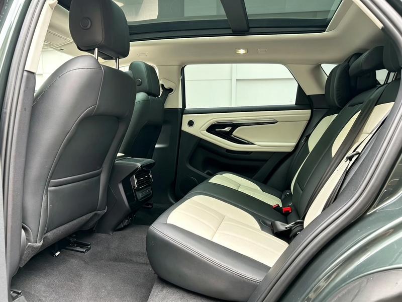 Land Rover Range Rover Evoque L, 2022 — фото 10 из 11