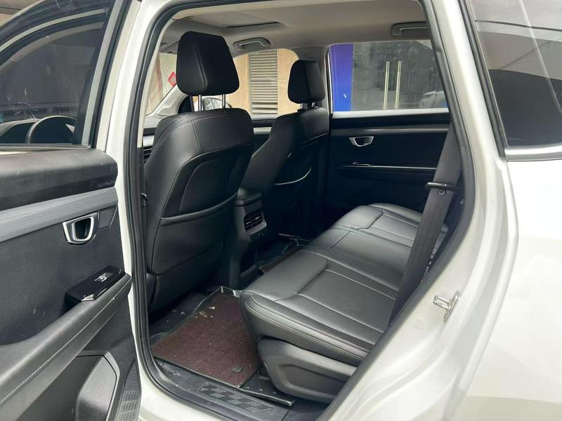 Wuling Asta, 2023 — фото 9 из 10