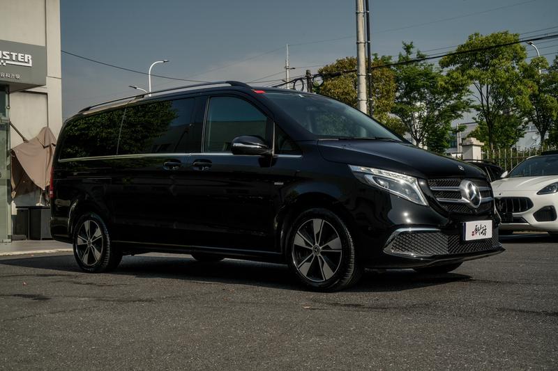 Mercedes-Benz V-Class, 2022 — фото 3 из 12