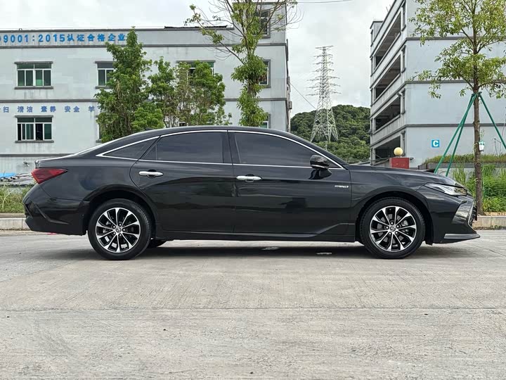 Toyota Avalon, 2022 — фото 4 из 9