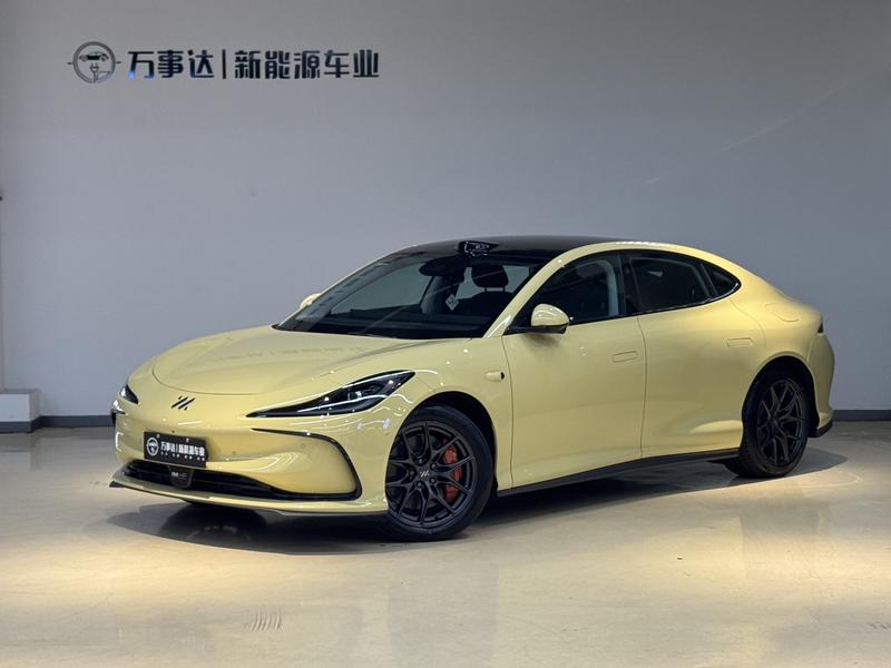IM motors L6, 2025 — купить в Санкт-Петербурге под ключ