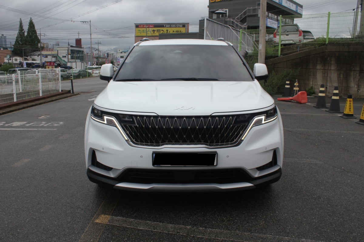 Kia Carnival, 2023 — купить в Твери под ключ