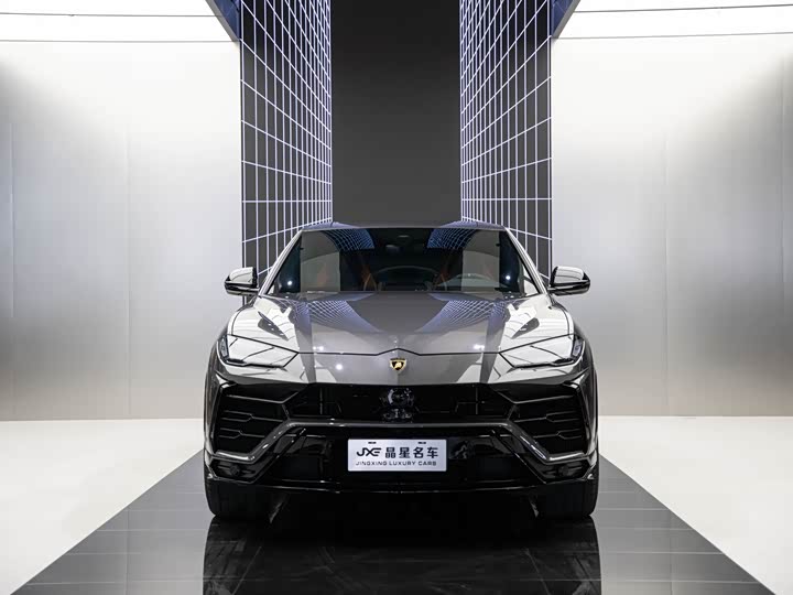 Lamborghini Urus, 2022 — фото 2 из 9