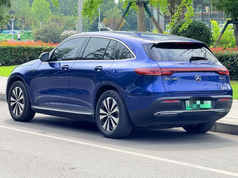 Mercedes-Benz EQC, 2021 — фото 4 из 12