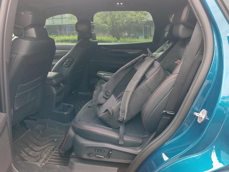 Ford Edge, 2023 — фото 12 из 12