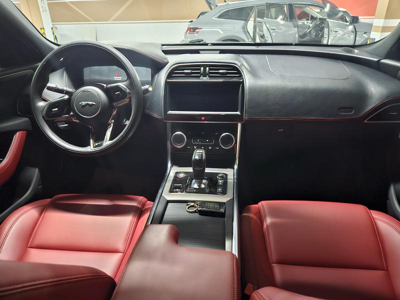 Jaguar XE L, 2022 — фото 7 из 11
