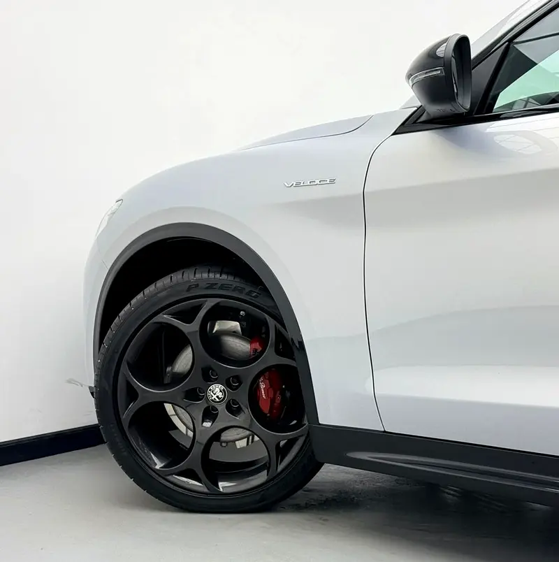 Alfa Romeo Stelvio, 2025 — фото 7 из 10