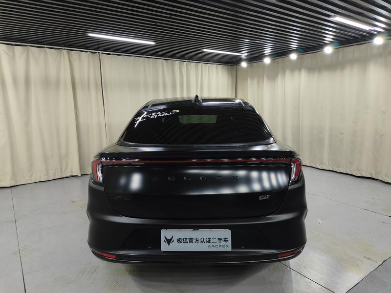 BAIC Arcfox Alpha S, 2023 — фото 5 из 10