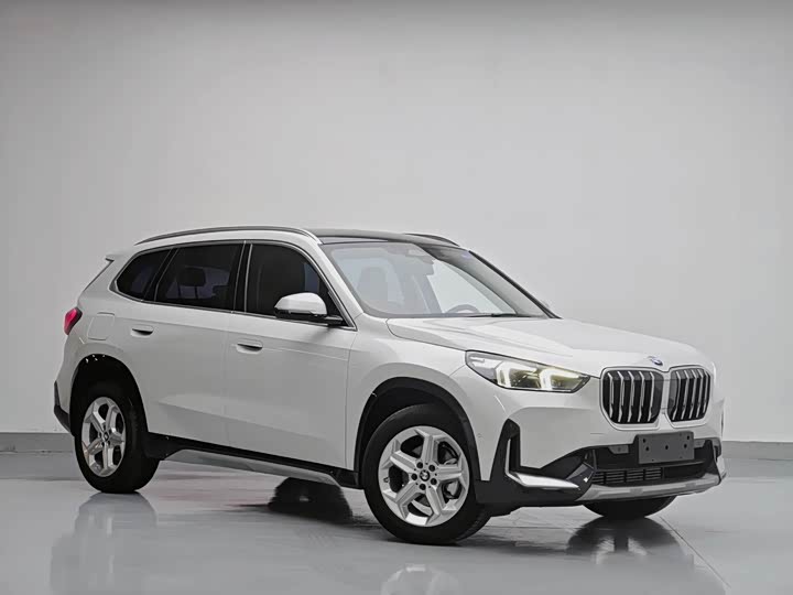 BMW X1, 2023 — фото 3 из 9