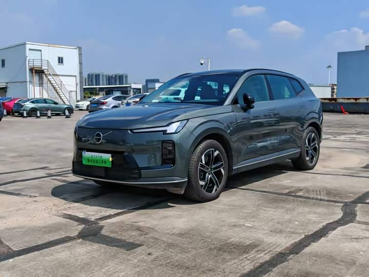 Volvo XC70 Hybrid, 2025 — купить в Уфе под ключ