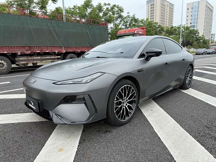 Geely Galaxy E8, 2024 — купить в Воронеже под ключ