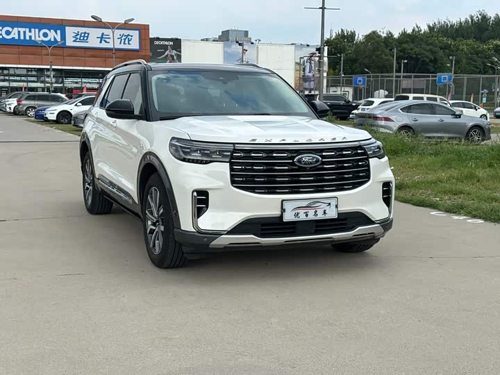 Ford Explorer, 2022 — фото 3 из 9