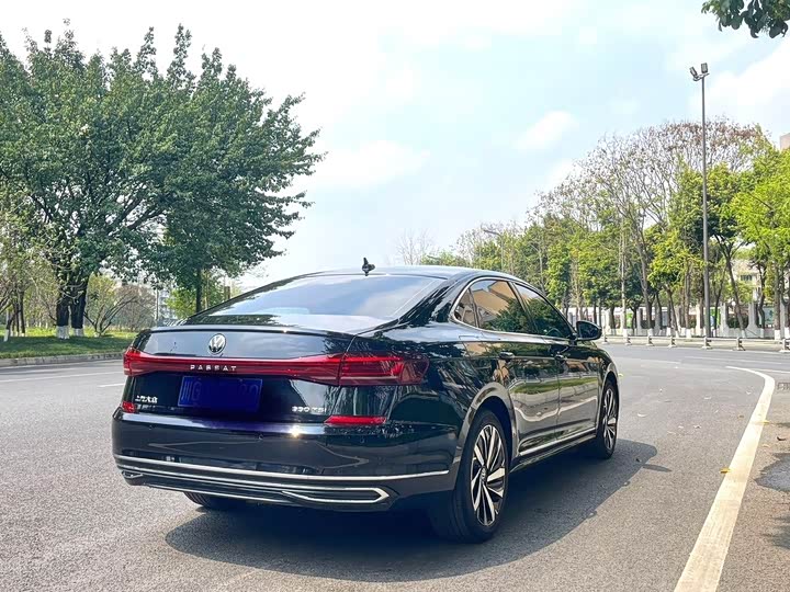 Volkswagen Passat, 2022 — фото 7 из 9