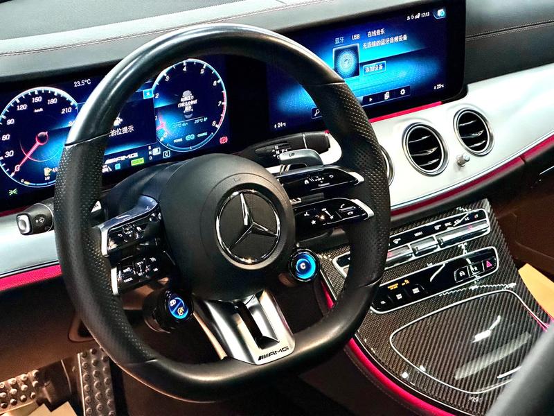Mercedes-Benz E-Class AMG, 2023 — фото 9 из 12