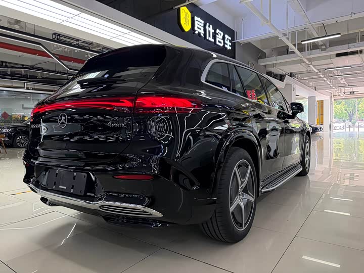 Mercedes-Benz EQS SUV, 2026 — фото 3 из 9
