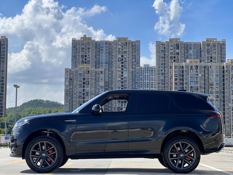 Land Rover Range Rover Sport, 2025 — фото 4 из 12