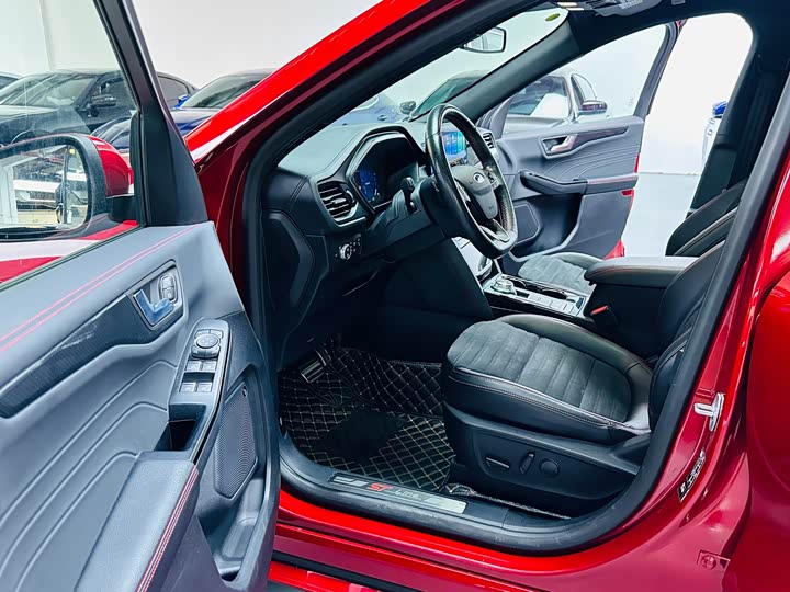 Ford Escape, 2021 — фото 4 из 9