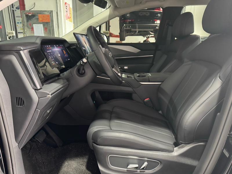 BYD M9, 2025 — фото 7 из 9
