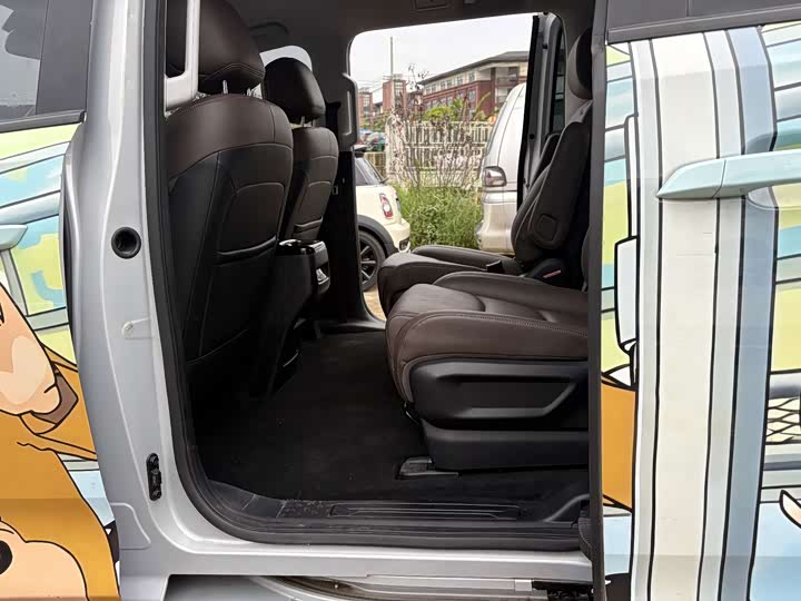 Wuling Starlight 730 Hybrid/EV, 2025 — фото 5 из 9