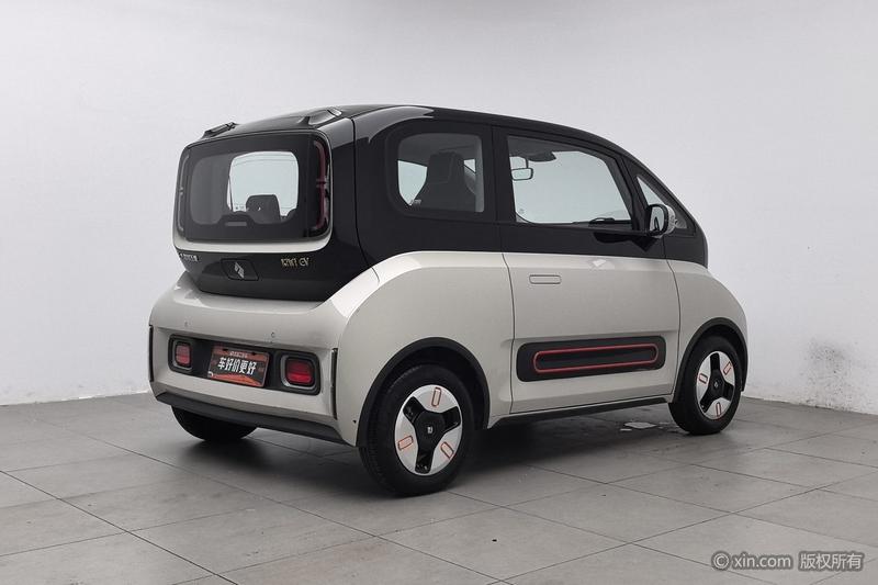 Baojun KiWi EV, 2022 — фото 4 из 12