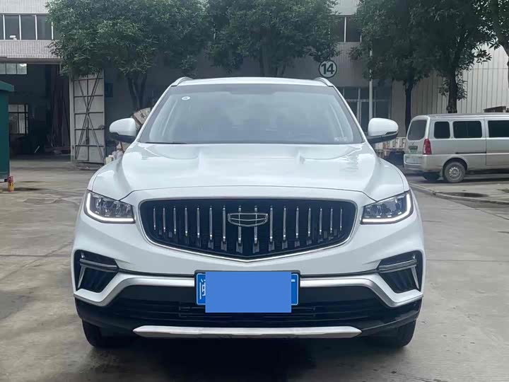 Geely Atlas, 2022 — фото 2 из 9