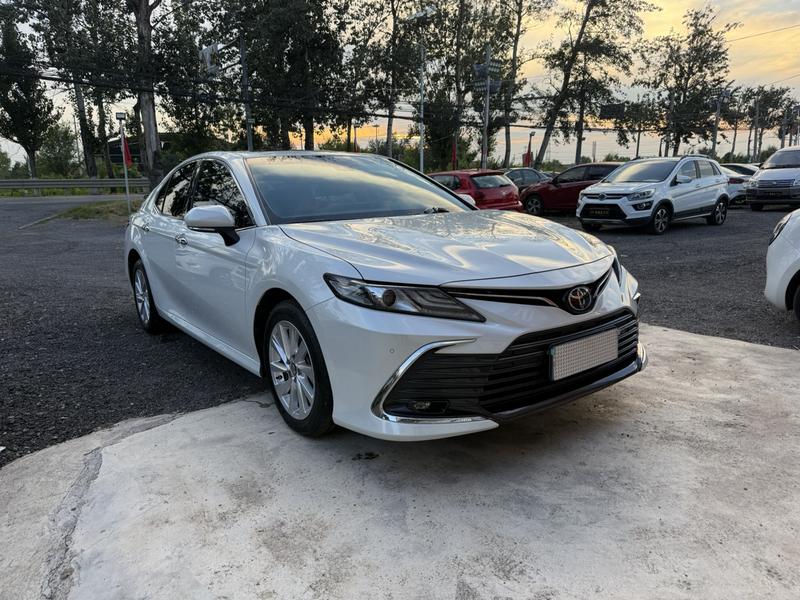 Toyota Camry, 2022 — фото 3 из 10