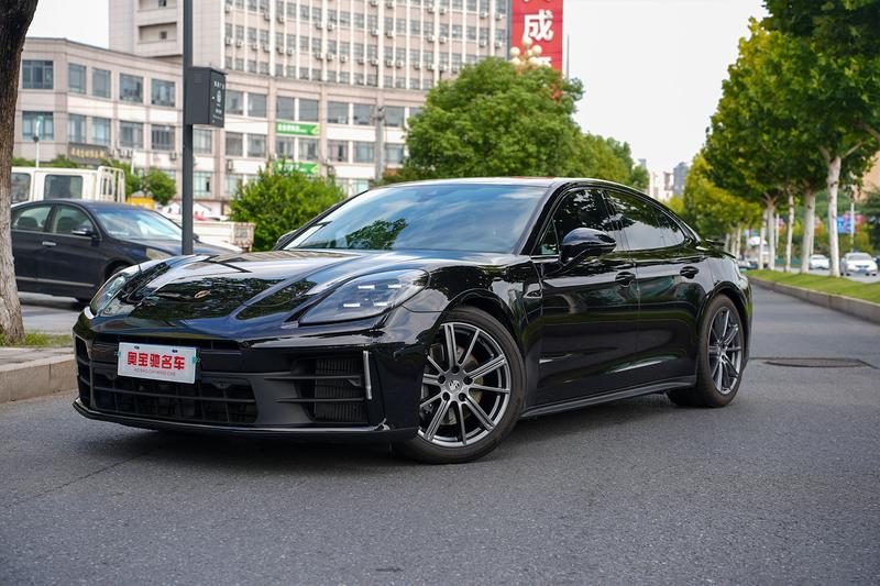 Porsche Panamera, 2024 — купить в Саранске под ключ
