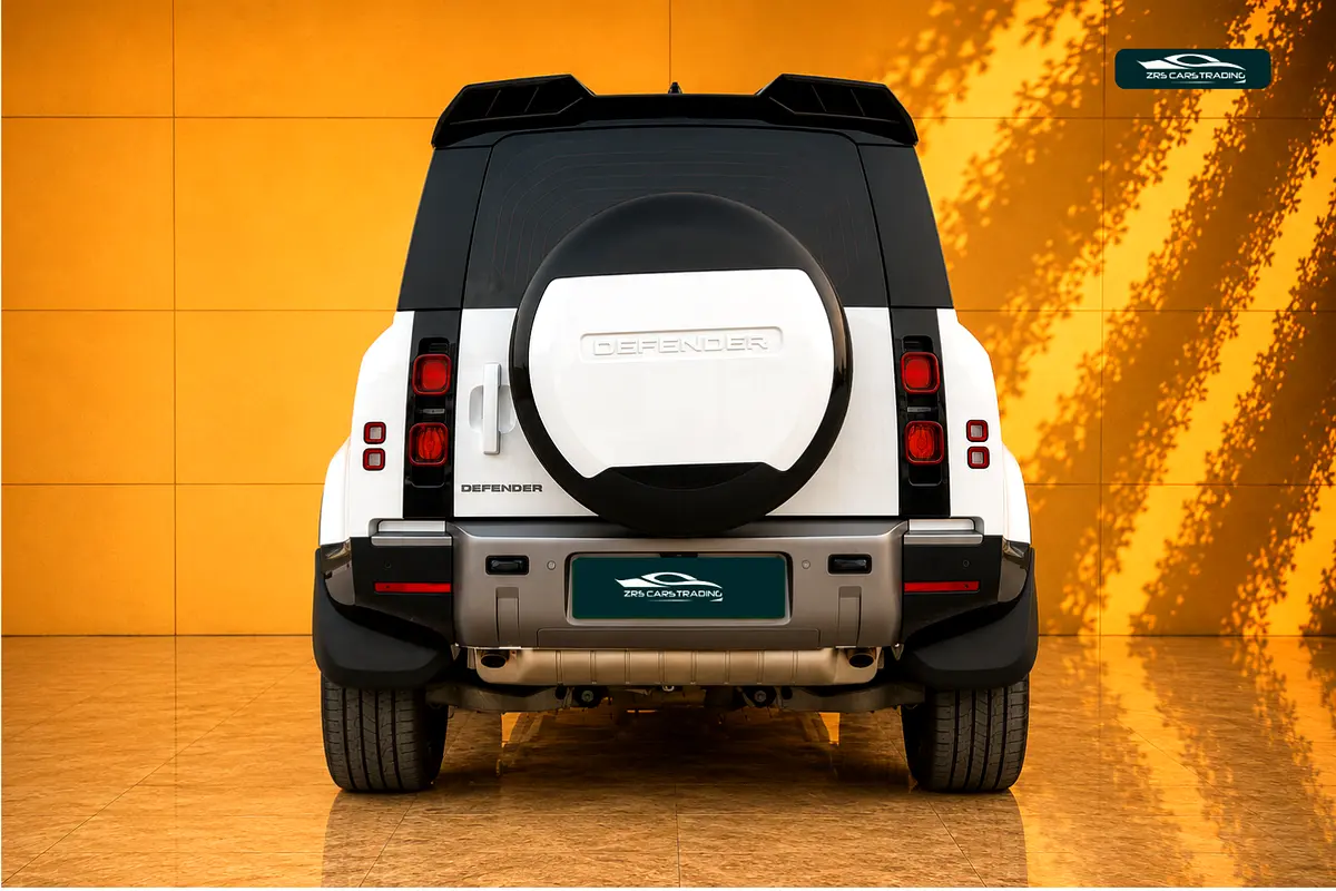 Land Rover Defender, 2025 — фото 4 из 10