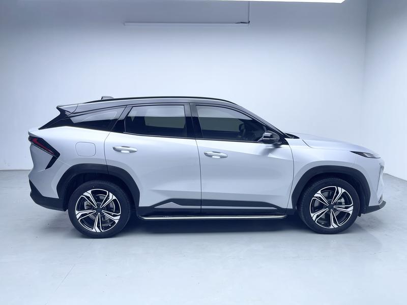Geely Galaxy L7, 2024 — фото 8 из 12