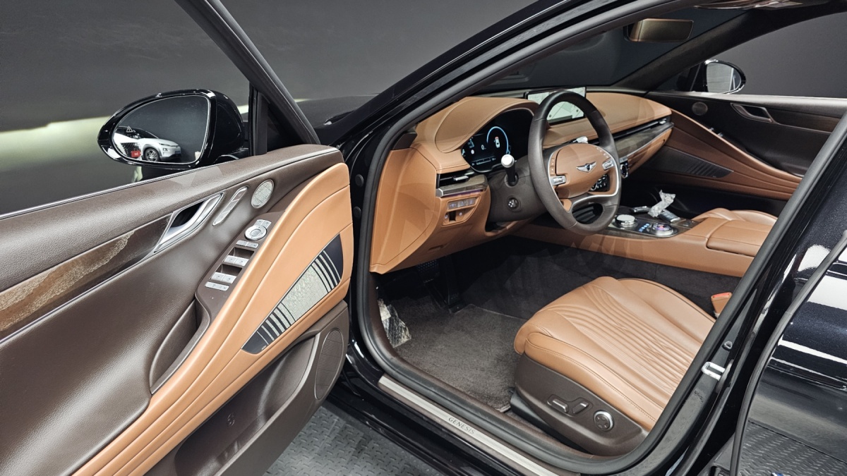 Genesis G80, 2023 — фото 10 из 12