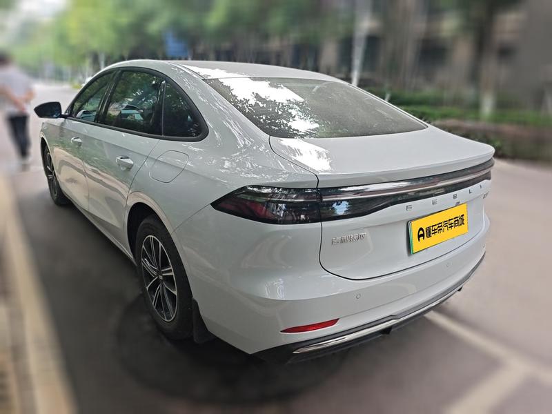 Geely Galaxy A7, 2025 — фото 4 из 12