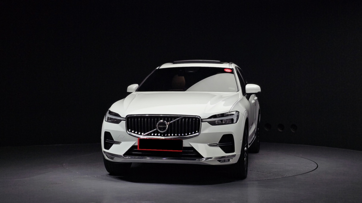 Volvo XC60, 2024 — фото 3 из 12