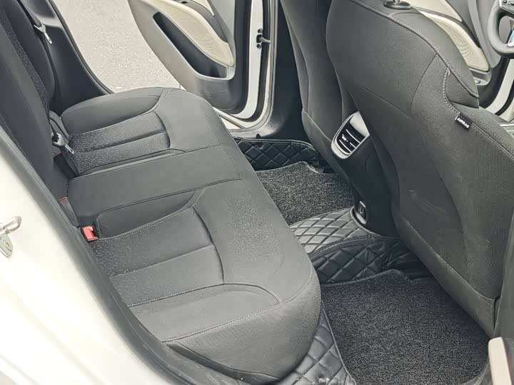 Buick Velite 6, 2022 — фото 8 из 9