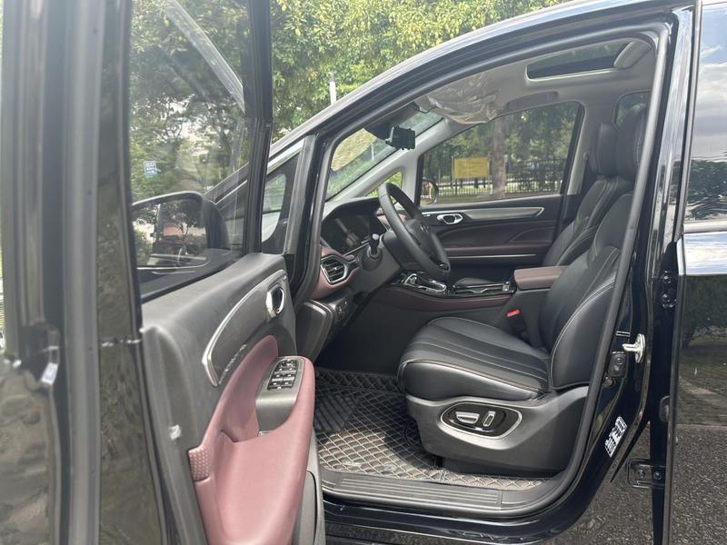 GAC Trumpchi M6, 2023 — фото 12 из 12