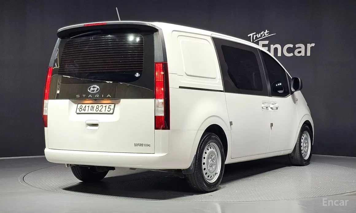 Hyundai Staria, 2022 — фото 2 из 12