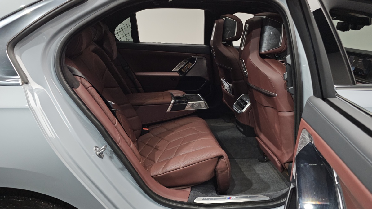 BMW 7 Series, 2023 — фото 11 из 12