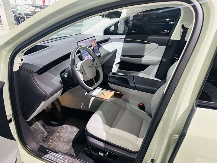 Hongqi EHS5 (Tiangong 06), 2025 — фото 3 из 9
