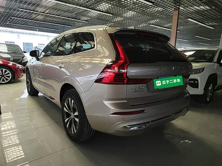 Volvo XC60, 2024 — фото 5 из 9