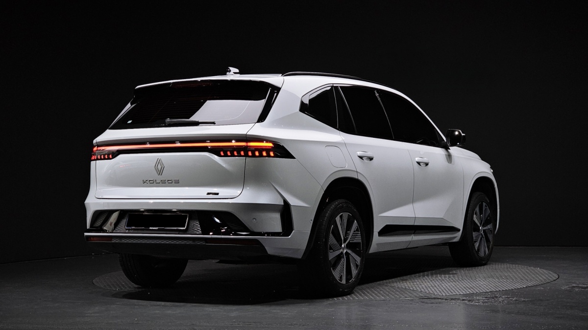 Renault Grand Koleos, 2024 — фото 2 из 12
