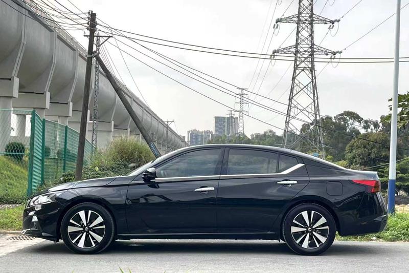 Nissan Teana, 2022 — фото 4 из 12
