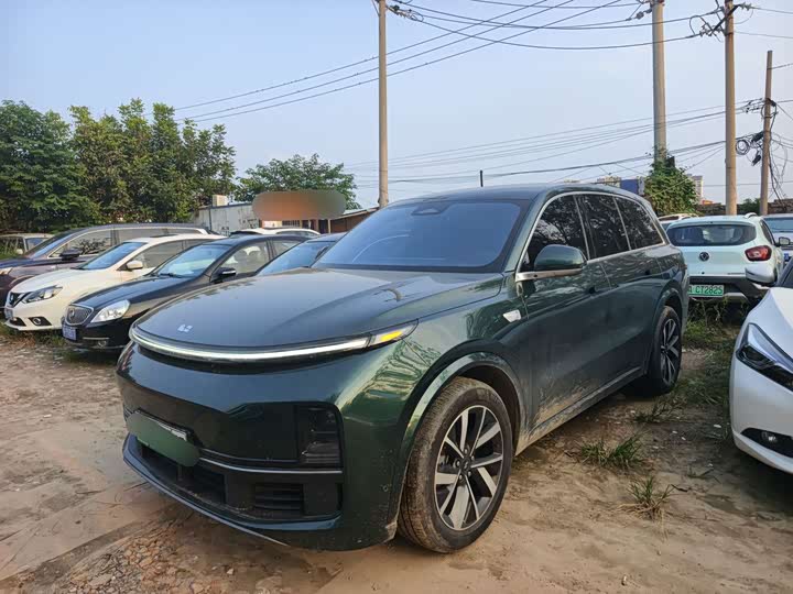 LiXiang L8, 2023 — купить в Тольятти под ключ