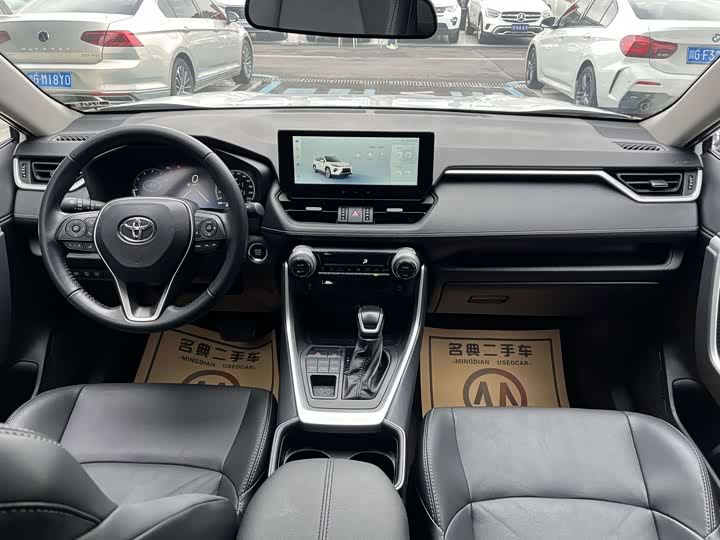 Toyota Wildlander, 2023 — фото 6 из 9