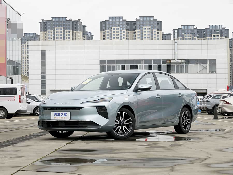 Roewe D6, 2026 — купить в Казани под ключ