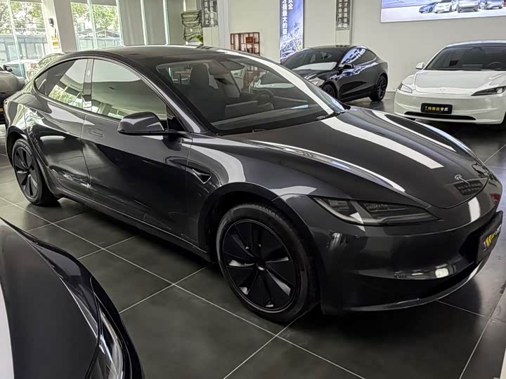 Tesla Model 3, 2026 — фото 3 из 7